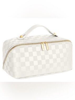 🍁NEW White Checker Cosmetic Travel Case with Gold Hardware